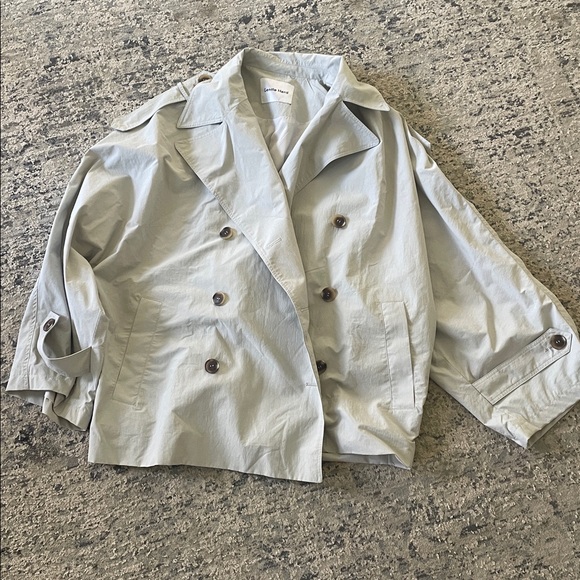 Gentle Herd Double Breasted Short Trench Coat - Picture 8 of 12